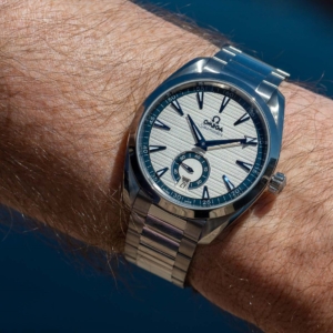 Omega Seamaster Aqua Terra 150 M  Co-Axial Master Chronometer Small Seconds 41 mm - 220.10.41.21.02.004